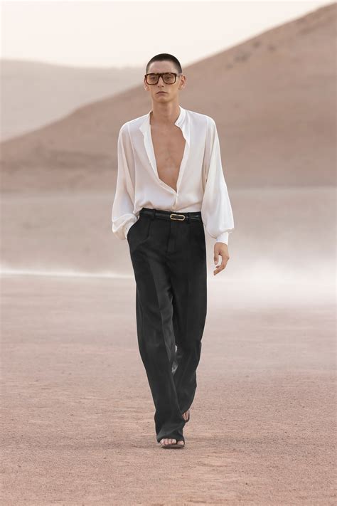 defilé yves saint laurent desert|Saint Laurent's Desert Fashion Show in Morocco Will Be Carbon .